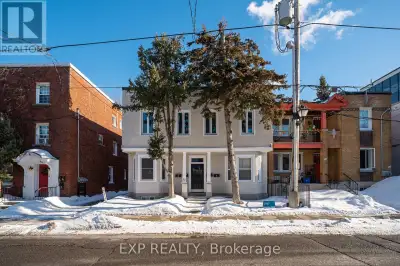 4 - 52 ST ANDREW STREET Ottawa, Ontario