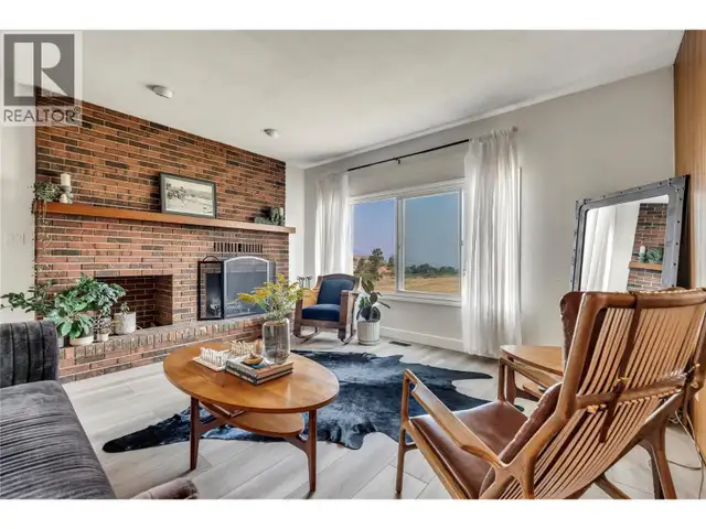 1275 Munson Avenue Penticton, British Columbia in Land for Sale in Penticton - Image 8