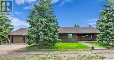 A Horse Lover’s Paradise with Waterscape Views! Conveniently located 22 kms from Shellbrook and10 km...