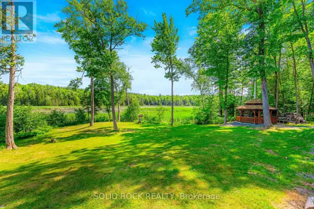 261 LACOURSE LANE Lanark Highlands, Ontario in Houses for Sale in Ottawa - Image 11