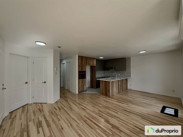 $459,995 - Condominium in Ville-Marie (downtown, old Mtl) — photo 2
