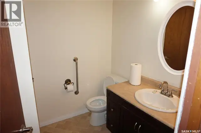 46 Rogers PLACE Regina, Saskatchewan in Houses for Sale in Regina - Image 30
