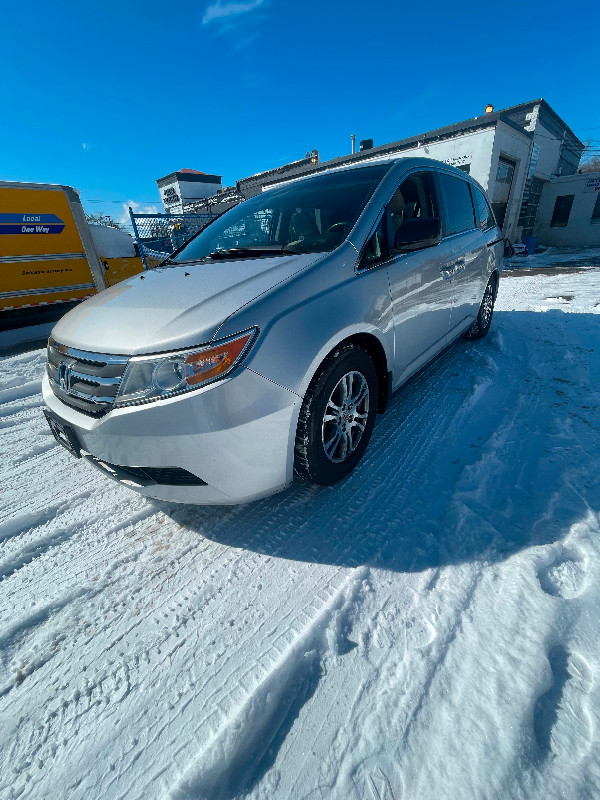 2012 Honda Odyssey EX 8 seats safety $9995+ HST in Cars & Trucks in City of Toronto - Image 4