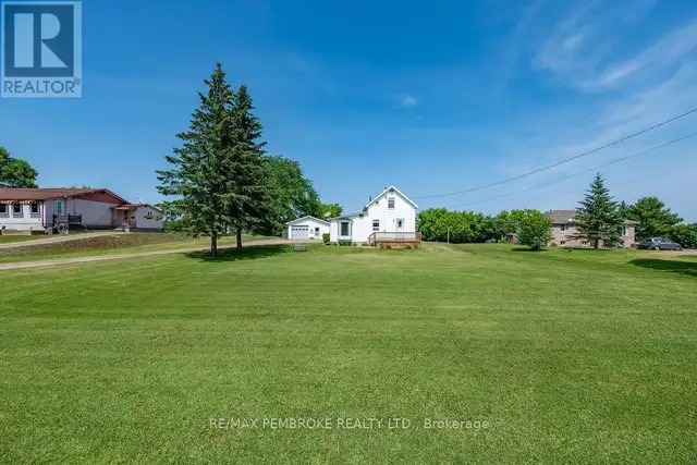 46 FOREST PARK ROAD Laurentian Valley, Ontario62866661477635121