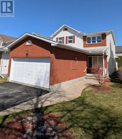A great opportunity in the heart of Bridlewood being offered for the very first time by its original...