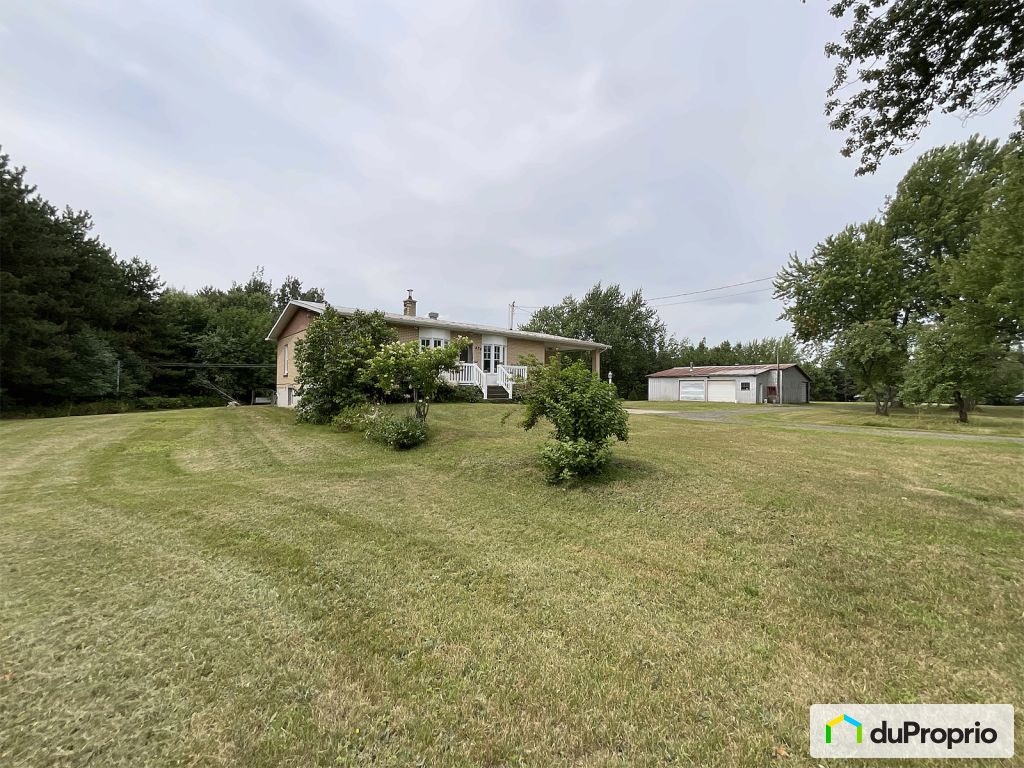 $399,000 - Bungalow for sale in Princeville — photo 1