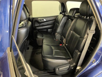 Discover the 2017 Nissan Pathfinder SL, a versatile SUV designed for families and adventurers alike.... (image 8)