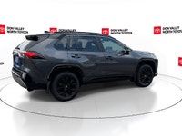 *Rates may vary based on your credit. Engine: 4 Cylinder Engine 2.5L L/100Km City: 5.8 L/100Km Hwy:... (image 7)