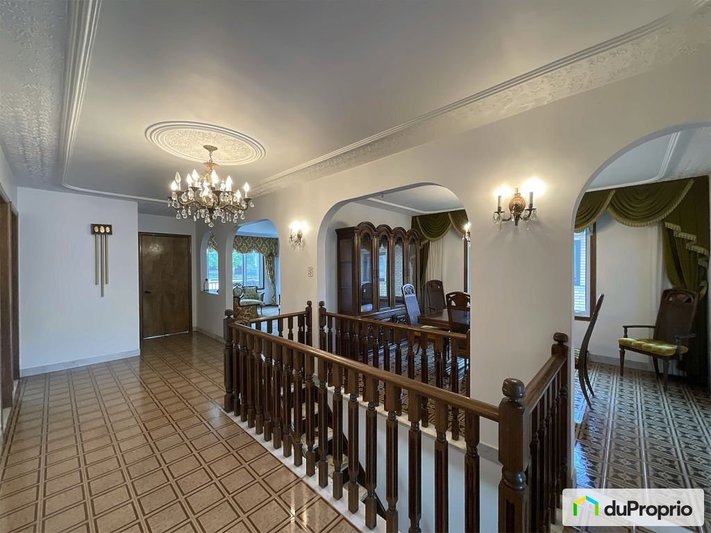 $849,000 - Bungalow for sale in Ahuntsic / Cartierville — photo 2