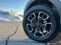 The advertised vehicle price is based on a promotional finance offer. Customers who purchase the veh... (image 8)