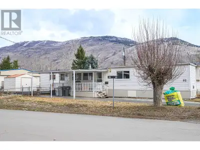 Welcome to this charming 1,400 sq. ft. corner unit in the highly sought-after 55+ section of Oakdale...