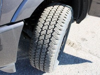 4x4, 6.7L Cummins HO Turbo Diesel, 8-Speed ZF Powerline, Power Sunroof, Power Running Boards, Blind-... (image 1)