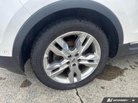 Ward's 10 Best Engines, KBB.com 5-Year Cost to Own Awards. This Ford Explorer has a strong Gas V6 3.... (image 8)