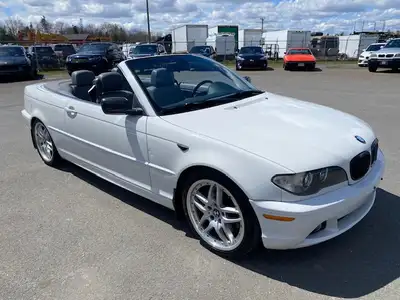 Very good example of a well maintained classic 330Ci Convertible BMW in Alpine White III with excell...