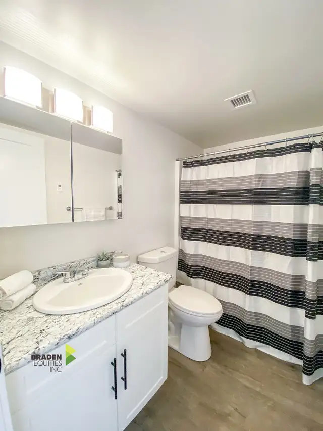 Strathcona Apartments - 1 Bedroom Apartment for Rent in Long Term Rentals in Edmonton - Image 9
