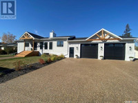 127 5th AVENUE SW Eston, Saskatchewan