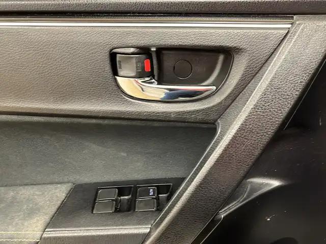 2017 Toyota Corolla LE6027700105498009612