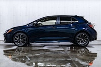 **ONE OWNER - ACCIDENT FREE** 48,064 KM This 2021 Toyota Corolla XSE Hatchback is powered by a 2.0L... (image 2)