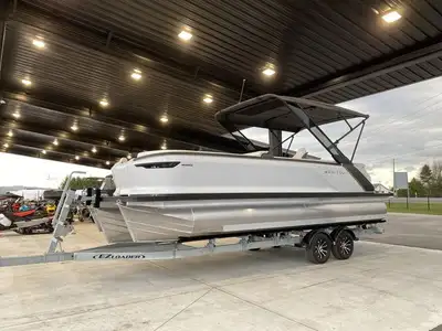 NEW 2025 MANITOU 24FT EXPLORE NAVIGATOR WITH A MERCURY 200XL FULLY LOADED & READY TO HIT THE WATER!...