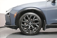 Elevate every drive in this 2025 Toyota Crown Signia Limited, a sophisticated SUV that combines prem... (image 3)
