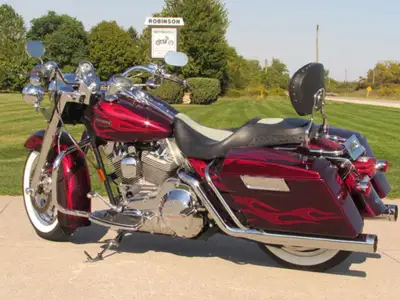 - Gorgeous CVO with Screamin' Eagle 95ci Motor This 2002 CVO Road King is beautiful, It has the Orig...