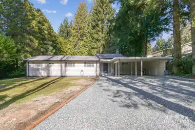 Spacious 3-Bedroom + Den Home with Large Private Backyard in Crescent Park Located in the desirable...