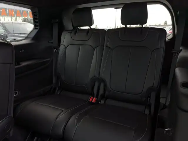 2025 Jeep Grand Cherokee L Limited * - Dual-Pane Sunroof in Cars & Trucks in Calgary - Image 32
