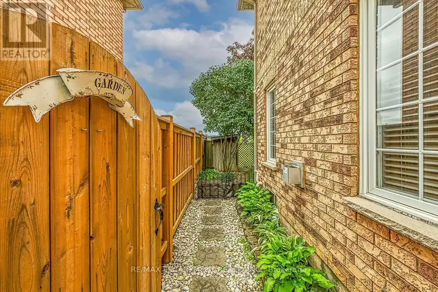 6D BROWN DRIVE St. Catharines (Rykert/Vansickle), Ontario in Houses for Sale in St. Catharines - Image 38