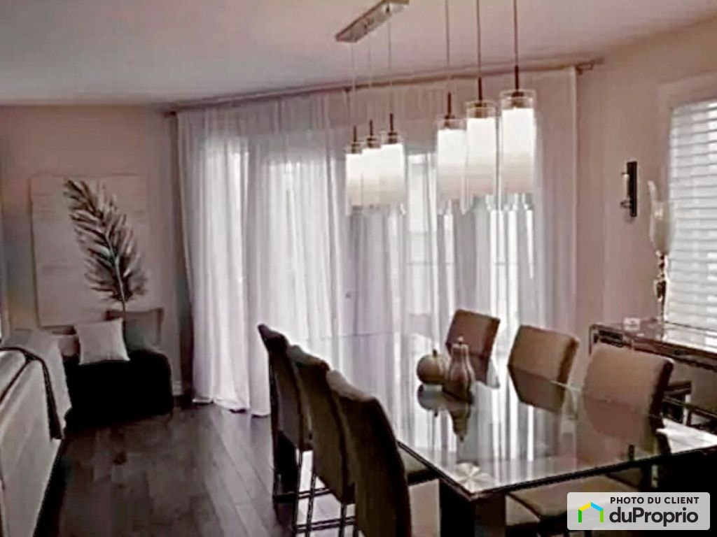 $395,000 - Condominium for sale in La Prairie — photo 1