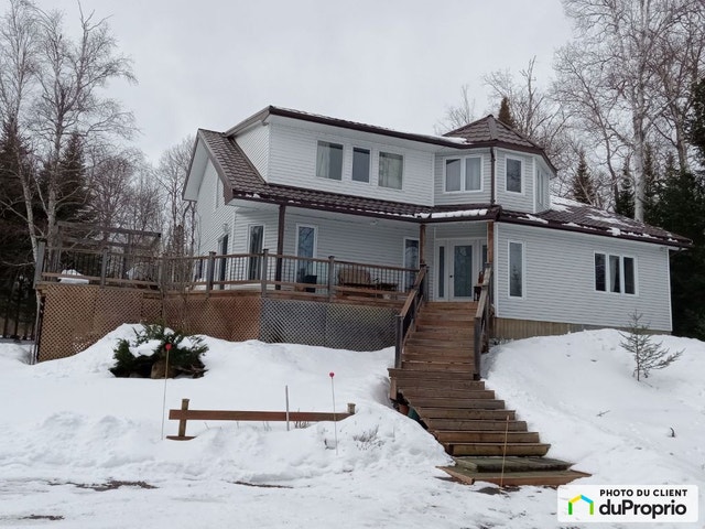 $670,000 - 2 Storey for sale in St-Michel-Des-Saints — photo 1