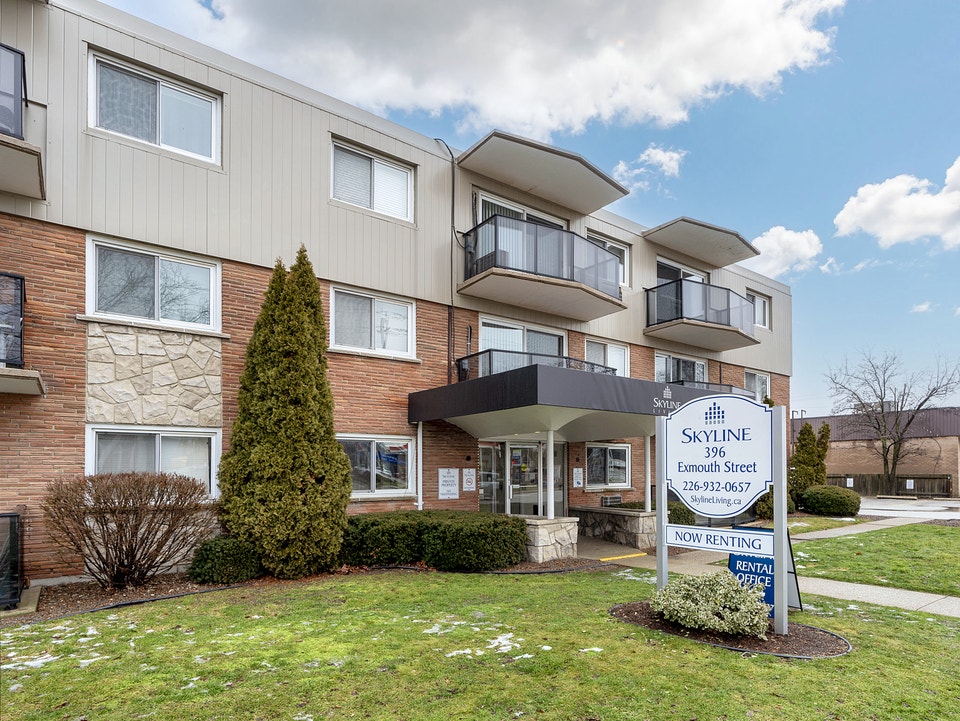 Elkhart Manor Apartments - 2 Bedroom, 1 Bath Apartment for Rent 2