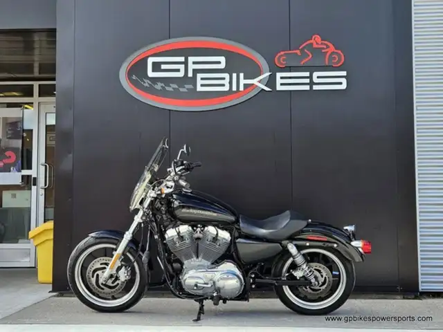 2018 Harley-Davidson Sportster XL883L Superlow in Sport Touring in Oshawa / Durham Region - Image 6