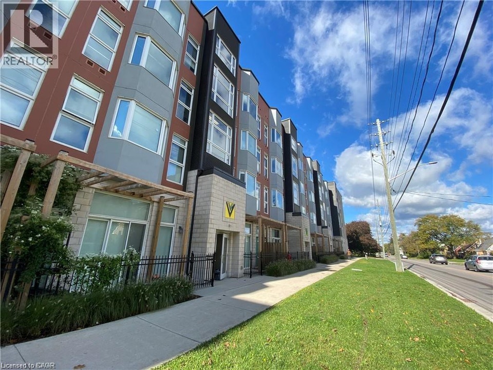 253 ALBERT Street Unit# 108 Waterloo, Ontario 2