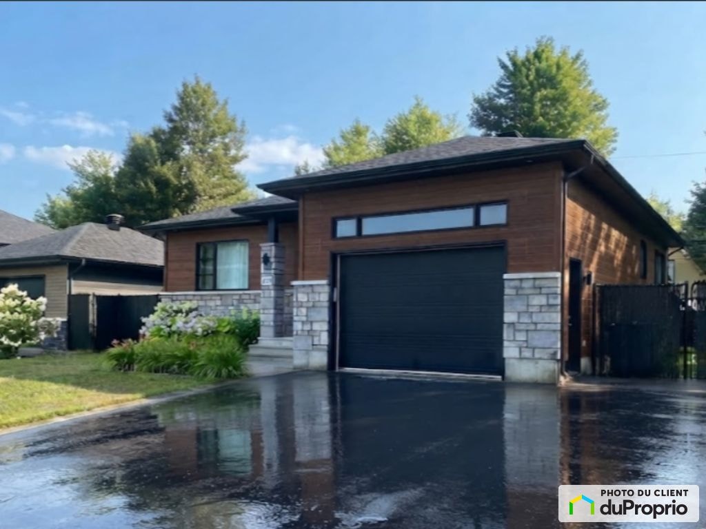$538,000 - Bungalow for sale in Shawinigan (Shawinigan-Sud) — photo 1