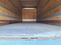 Ryder Stock ID: 841779 Transmission Type/Speed: AUTO 6 Engine: DIESEL B6.7 '17 280/2400 Horse Power:... (image 9)