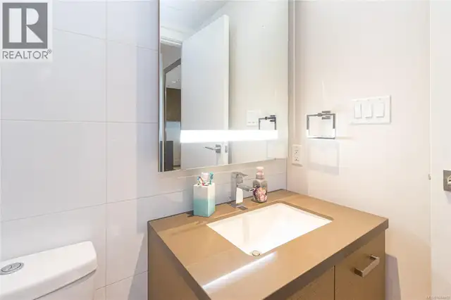 708 83 Saghalie Rd Victoria, British Columbia in Condos for Sale in Victoria - Image 18
