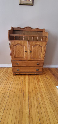 Oak change table dresser