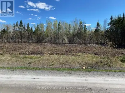 Don't miss this opportunity to build your dream home so close to Ottawa. This spacious 1.11 acre lot...
