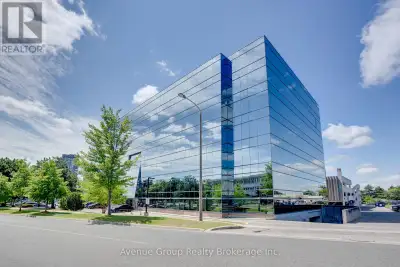 Great Opportunity to Lease approximately 1,500sq.ft. Professional Office Space in a Prestigious Well...