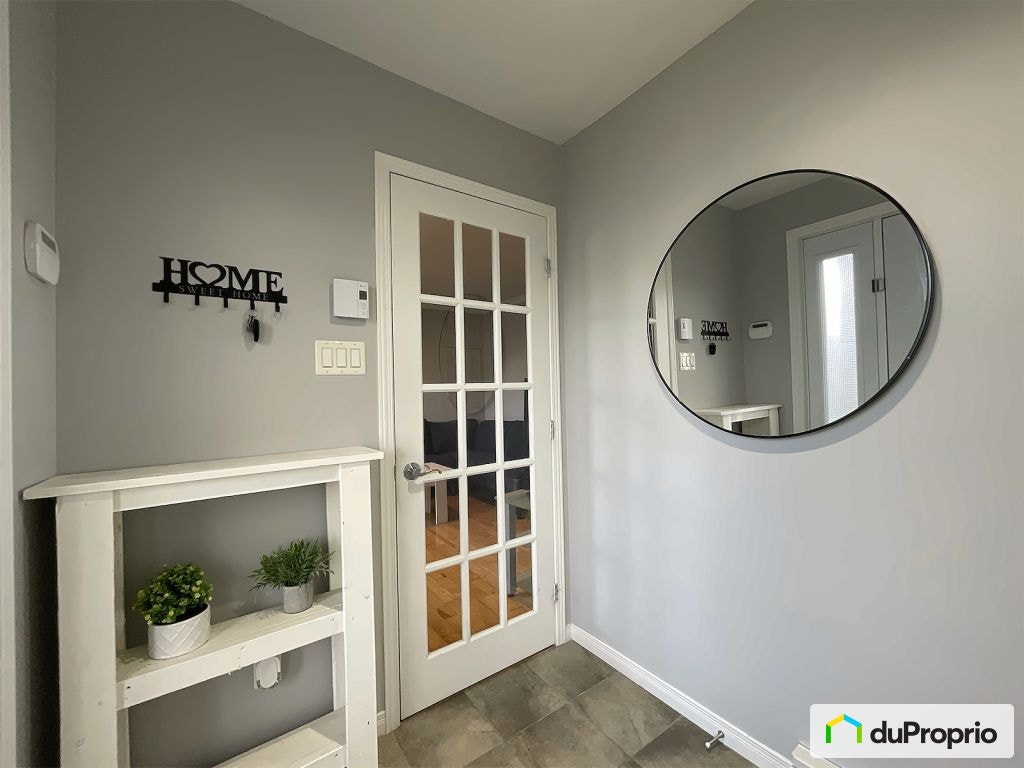 $424,900 - Semi-detached for sale in Granby — photo 2