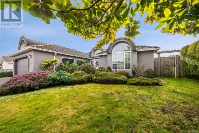 Located in the sought-after Chartwell community is 1096 Sunrise Dr, is a stunning 3 bedroom, 2 bath...