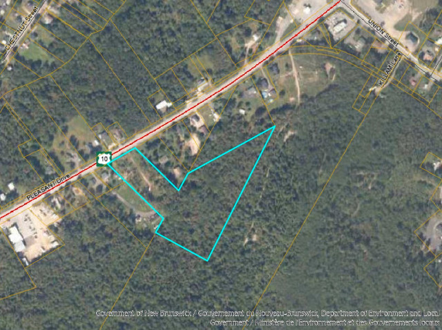 6.8 acre lot Minto NB in Land for Sale in Fredericton - Image 2