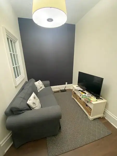 1 Spacious Room in a Shared Galt Apartment! (Room 3) in Long Term Rentals in Cambridge - Image 8