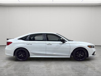 LANE DEPARTURE WARNING, NAVIGATION SYSTEM, HEATED FRONT SEATS, SUN/MOONROOF, ADAPTIVE CRUISE CONTROL... (image 6)