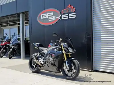 sold pending pick upNo money down.Credit approved in minutes* OACJust...CLICK HERE 2016 BMW S1000R B...