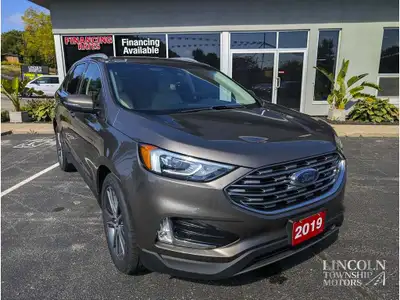 2019 Ford Edge Titanium Gray Metallic Odometer is 20910 kilometers below market average! AWD 8-Speed...