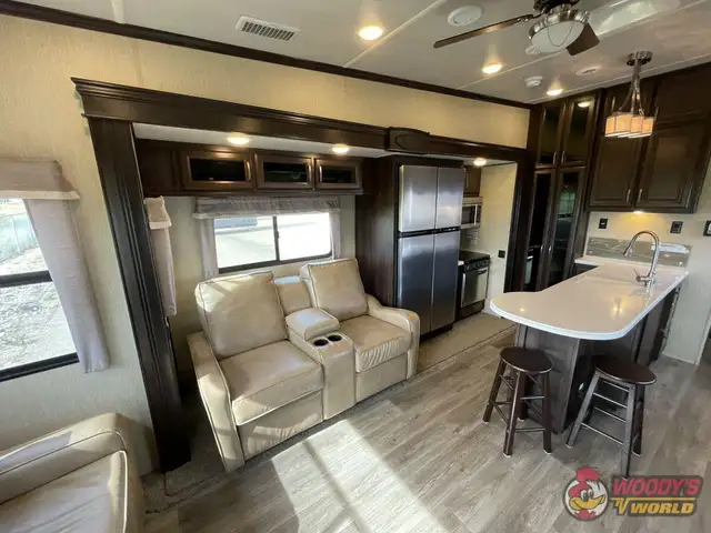 2018 PALOMINO RV COLUMBUS 298RL in Travel Trailers & Campers in Edmonton - Image 18