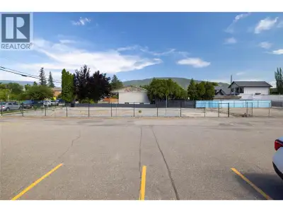 We are excited to present a prime real estate opportunity in a central location, perfectly suited fo...