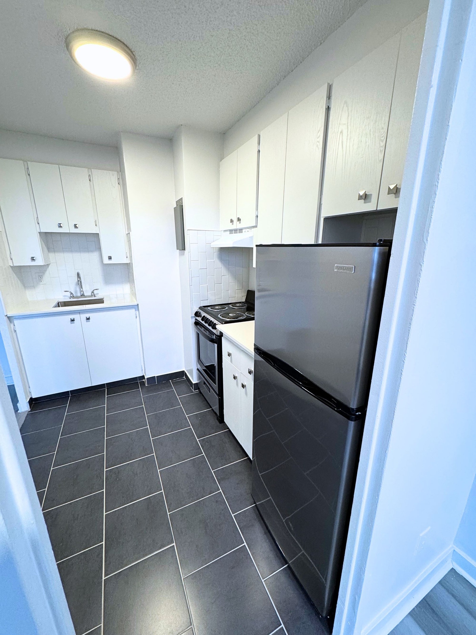 7705 Boulevard Acadie — photo 3