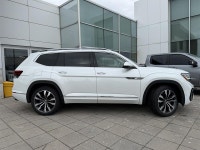 Humberview Volkswagen on the Queensway Get ready to experience the ultimate in luxury and performanc... (image 7)